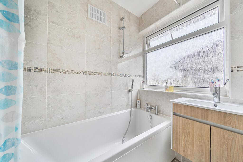 Felbridge Avenue, Stanmore, HA7, photo 10