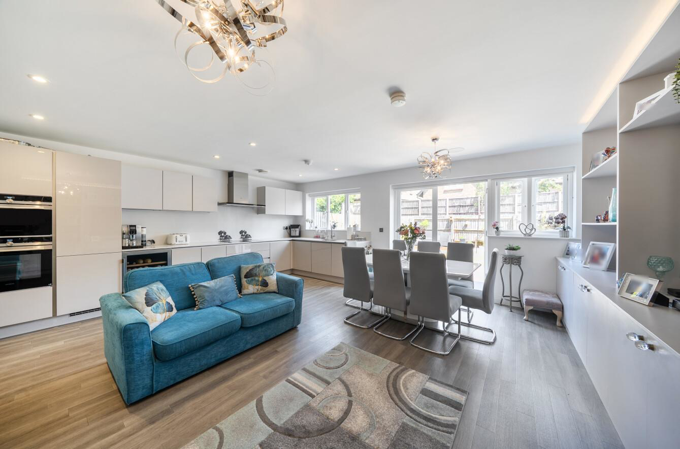 Waterhouse Place, Bushey, WD23, photo 2