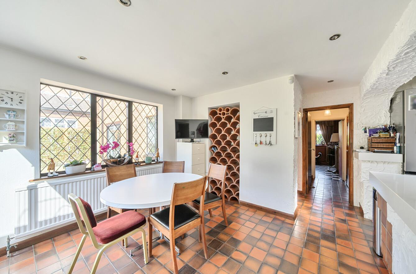Davidson Frost-Wellings, DFW, Brockley Avenue, Sta