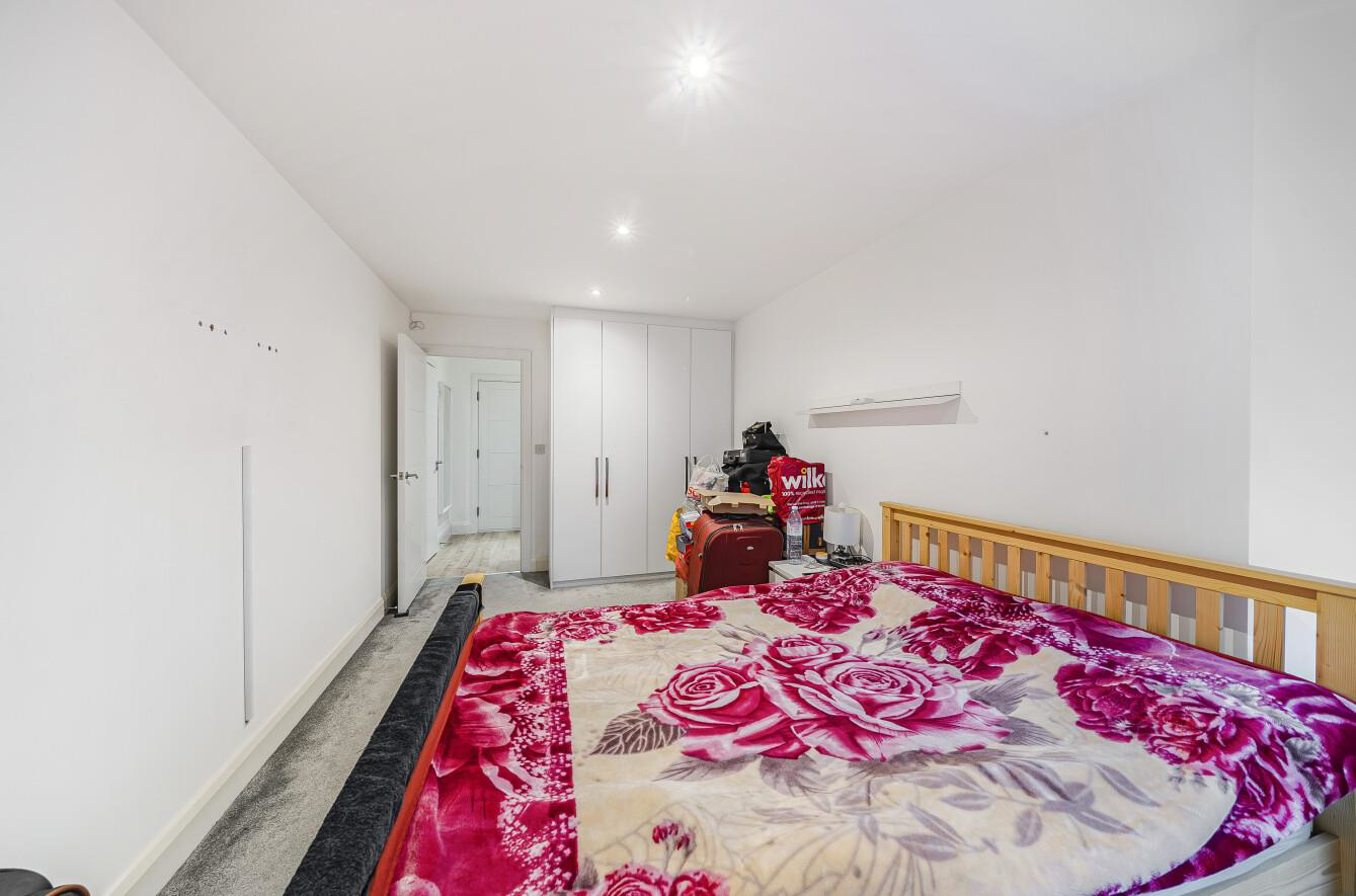 Buckingham House East, Stanmore Broadway, HA7, photo 6