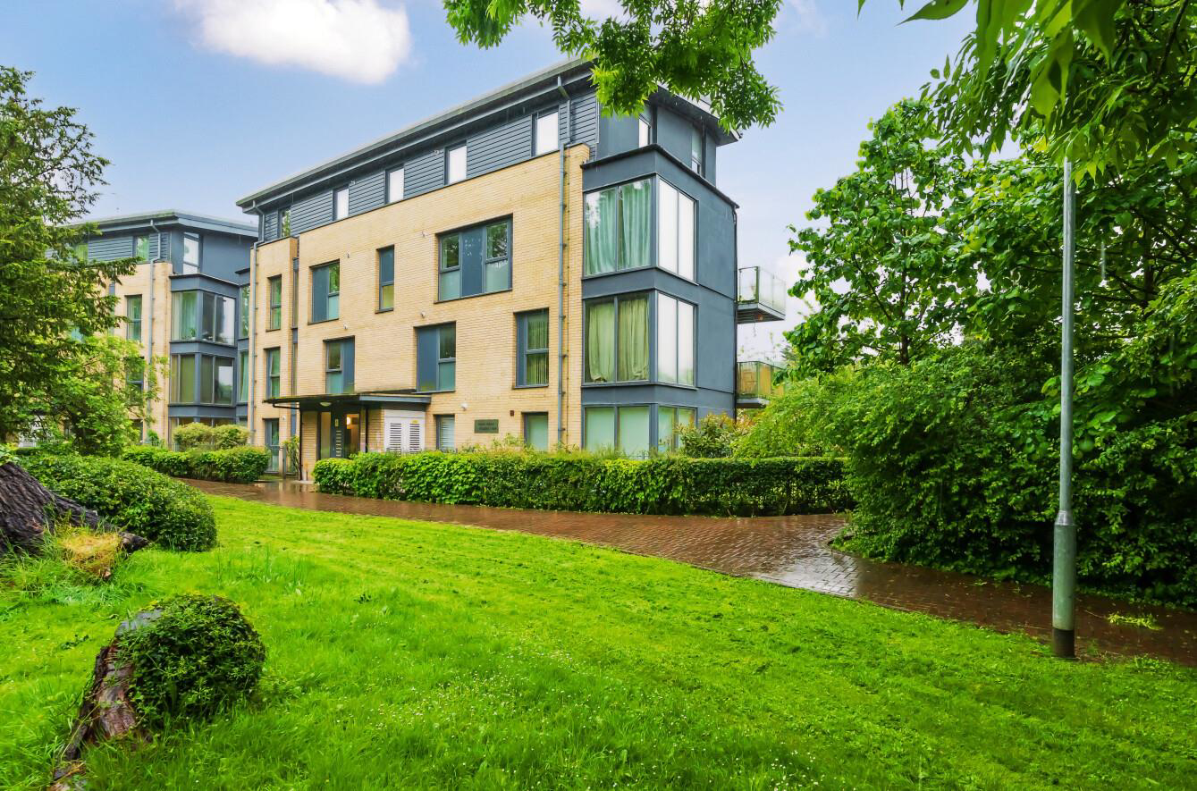 Douglas Close, Stanmore, HA7