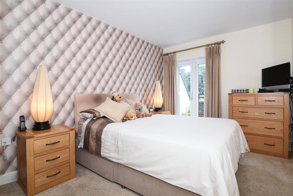 Lady Aylesford Avenue, Stanmore, HA7, photo 5