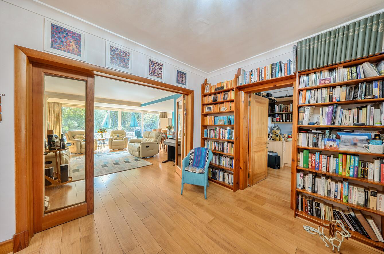 Dalkeith Grove, Stanmore, HA7, photo 5