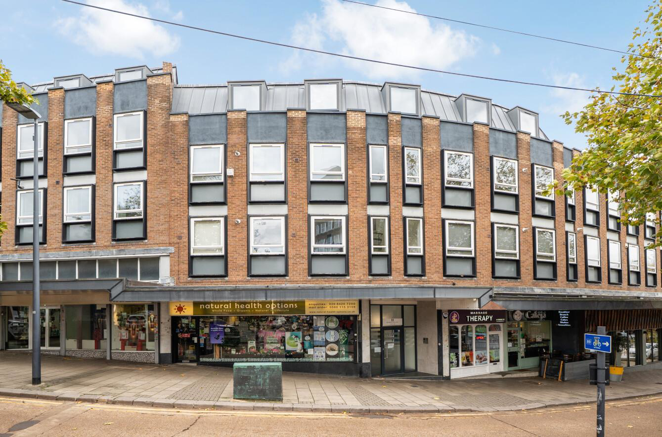 Buckingham House East, Stanmore, HA7