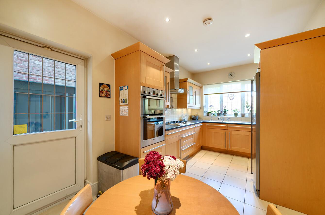 Fauna Close, Stanmore, HA7, photo 6