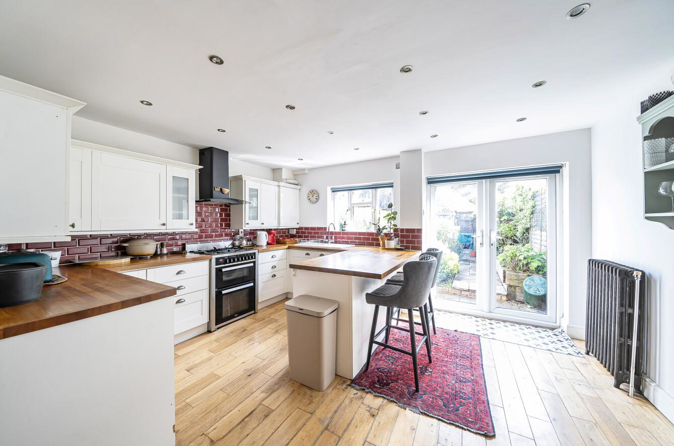 Rudolph Road, Bushey, WD23, photo 6