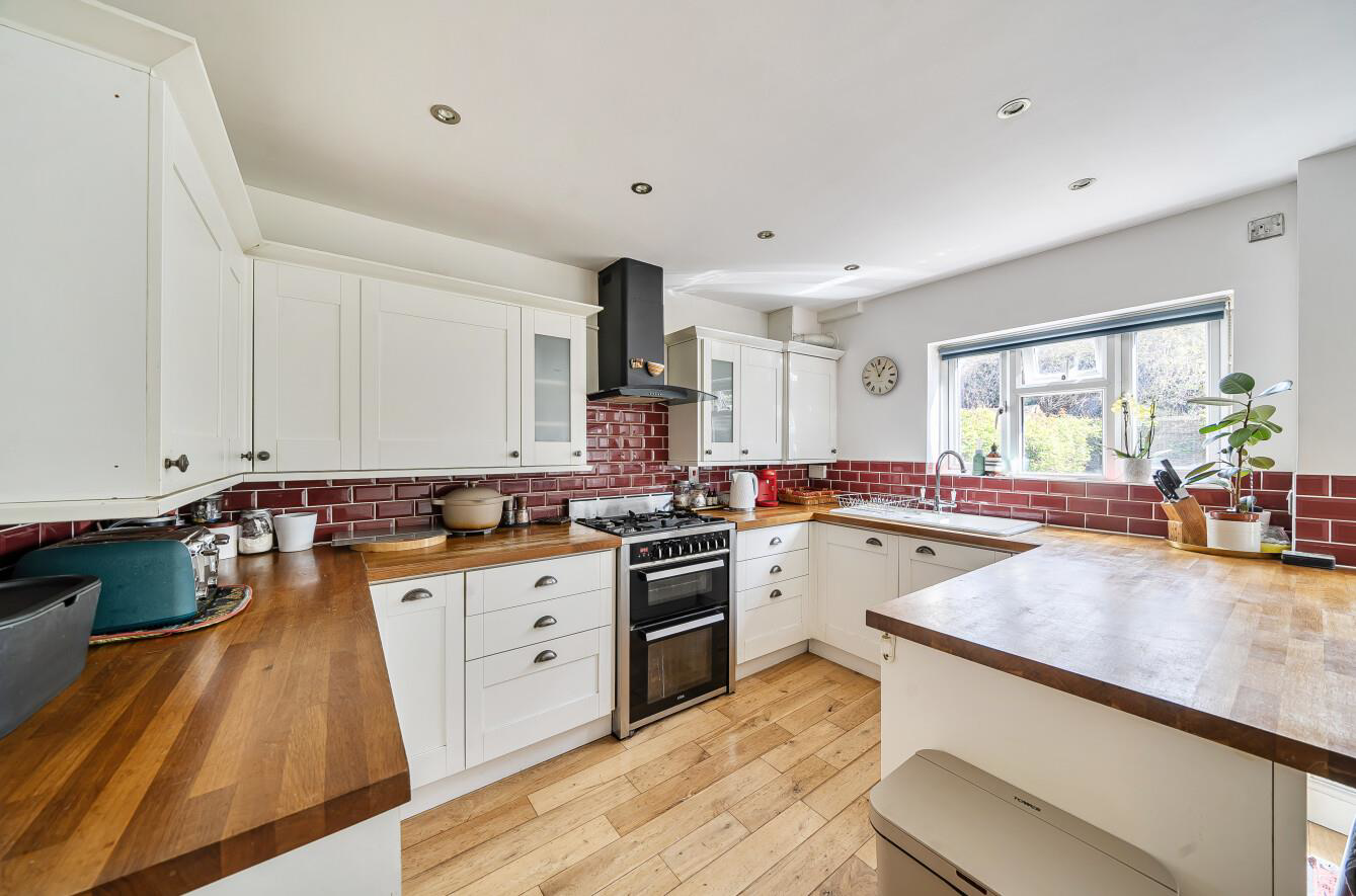 Rudolph Road, Bushey, WD23, photo 9