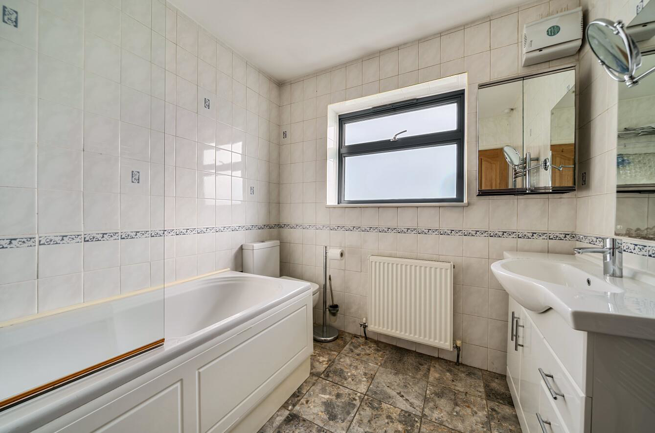 Dalkeith Grove, Stanmore, HA7, photo 13