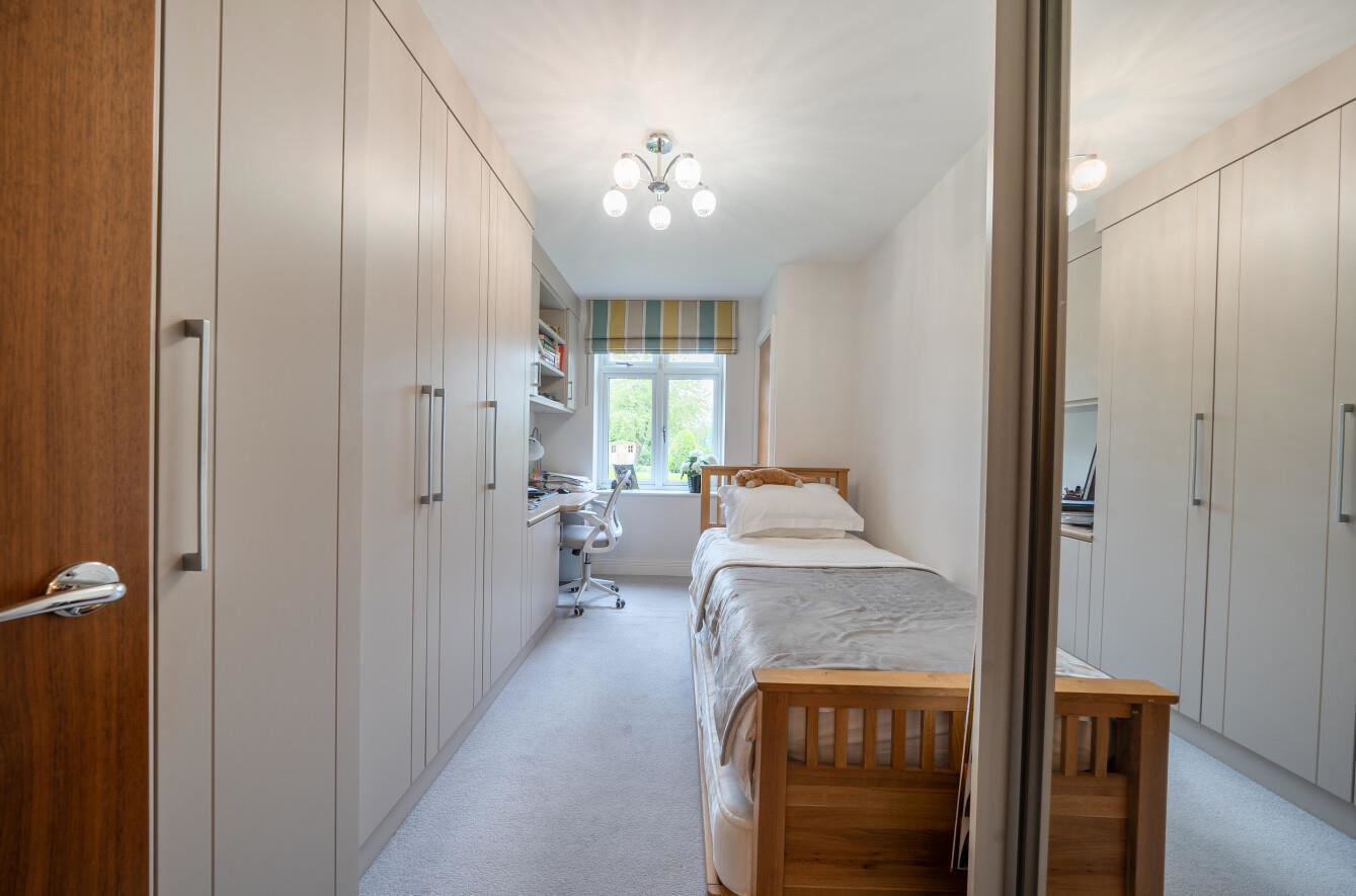 Lansdowne Court, Bushey, WD23, photo 14