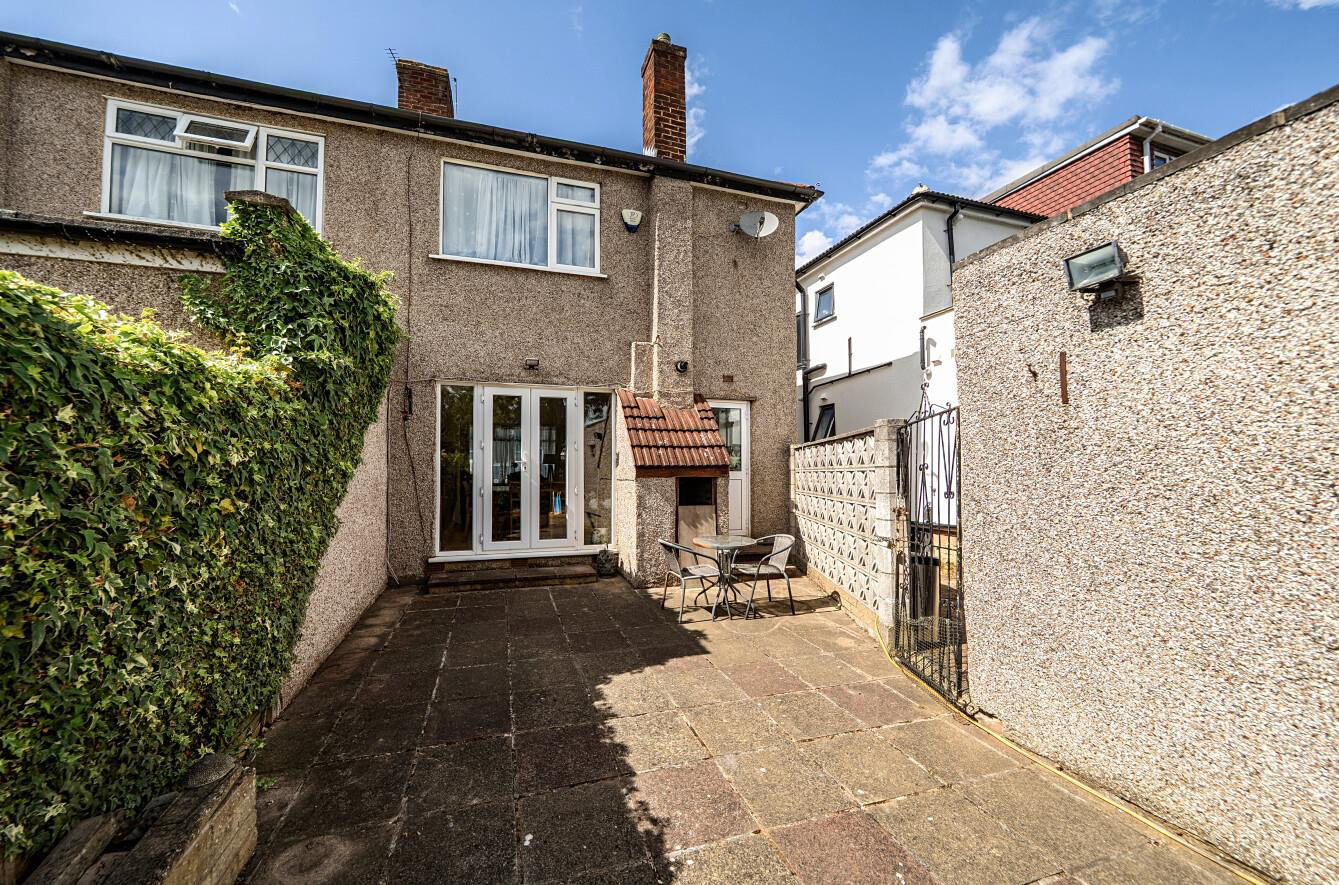 Bellamy Drive, Stanmore, HA7, photo 14