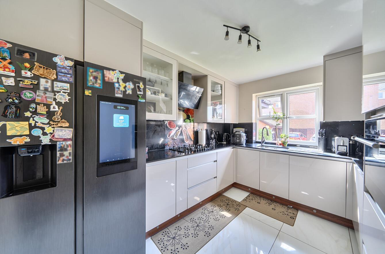 Davidson Frost-Wellings, DFW, Ascot Place, Stanmor