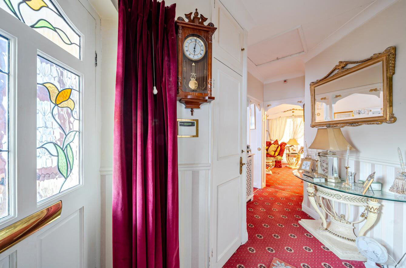 Ashdale Grove, Stanmore, HA7, photo 13