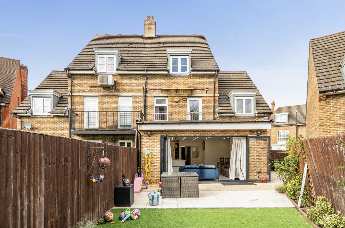 Goodhall Close, Stanmore, HA7, photo 7