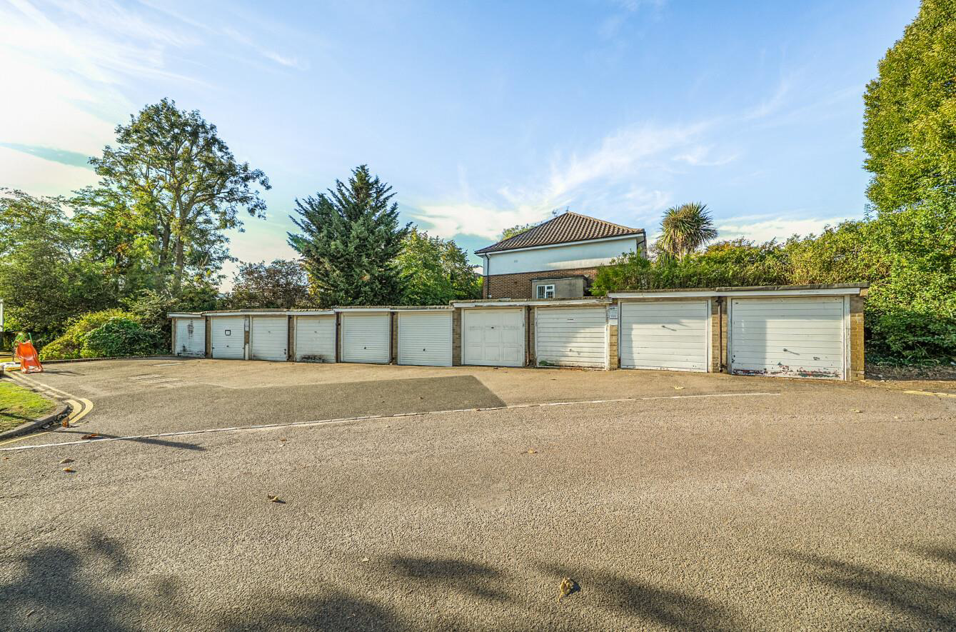 Copley Road, Stanmore, HA7, photo 9