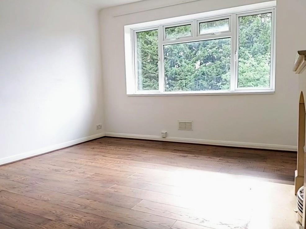 Sterling Avenue, Edgware, HA8, photo 2