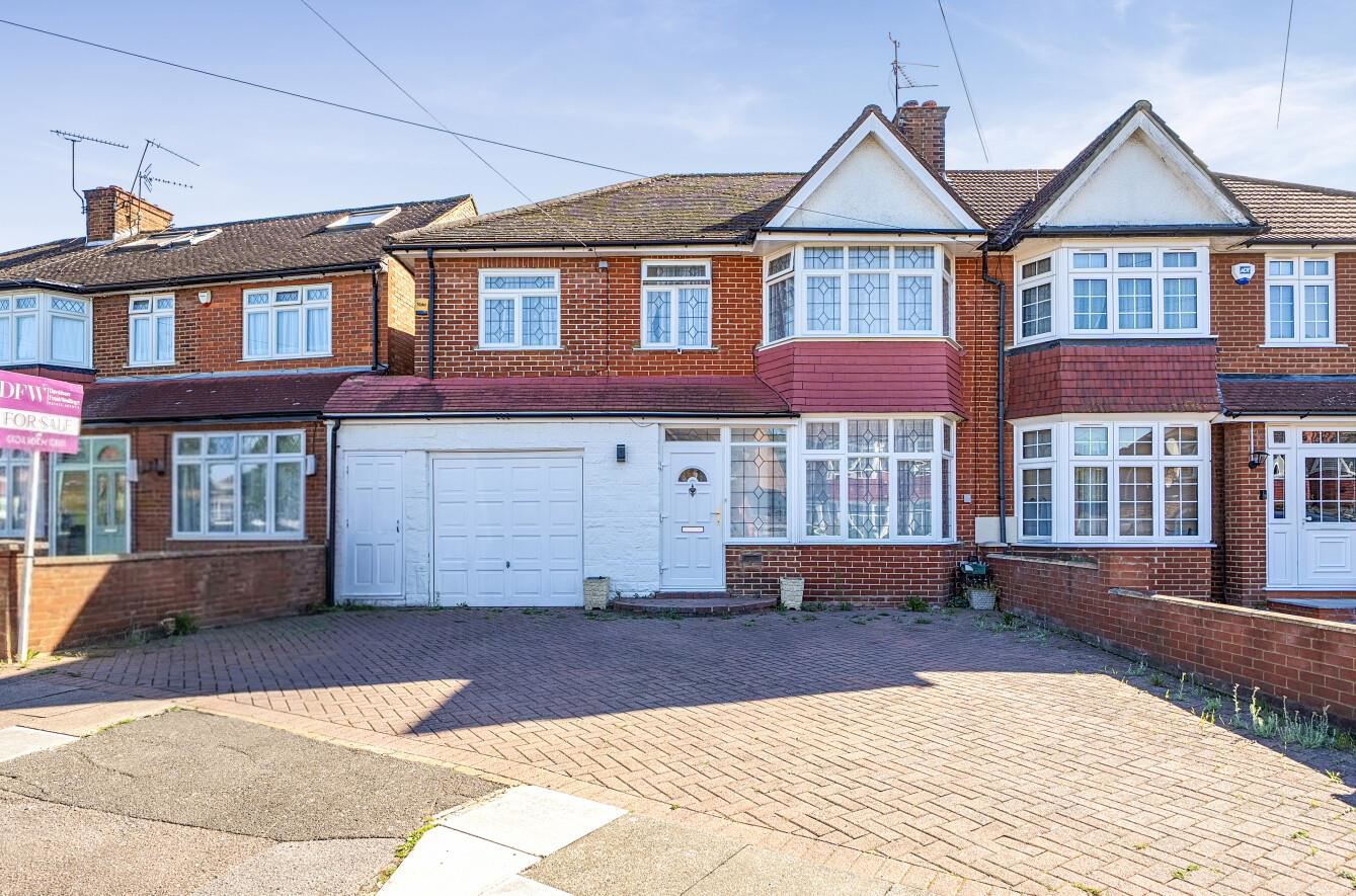Gyles Park, Stanmore, HA7