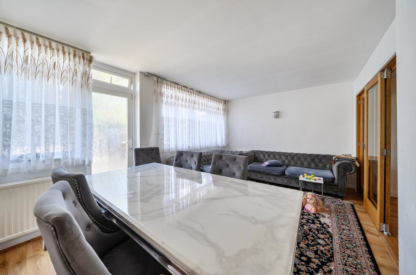 Gyles Park, Stanmore, HA7, photo 4