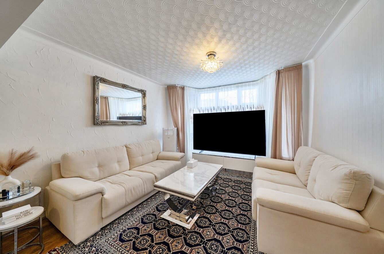 Gyles Park, Stanmore, HA7, photo 2