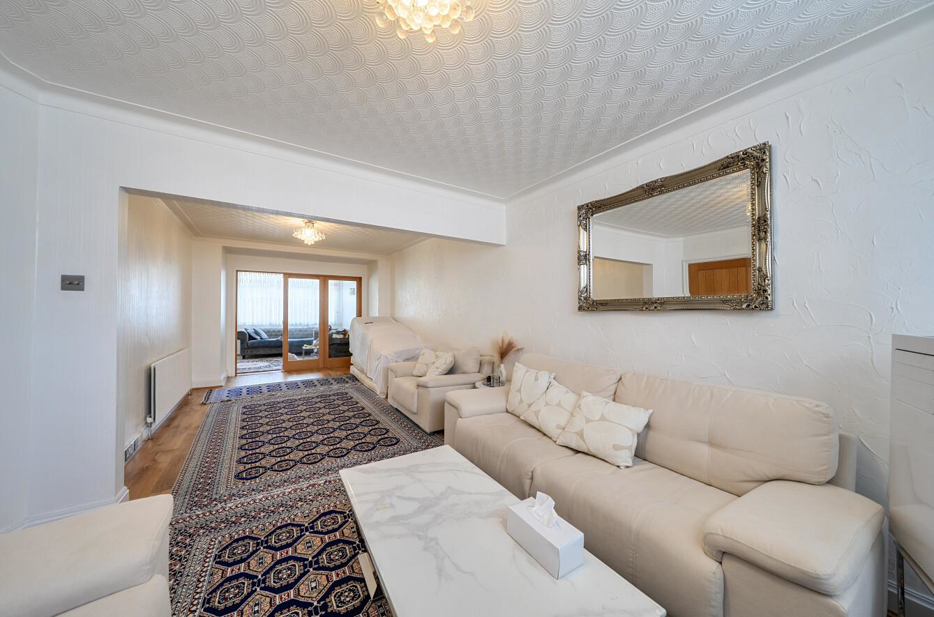 Gyles Park, Stanmore, HA7, photo 3