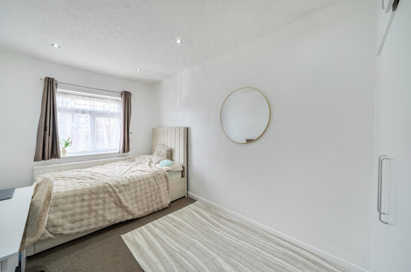 Gyles Park, Stanmore, HA7, photo 11