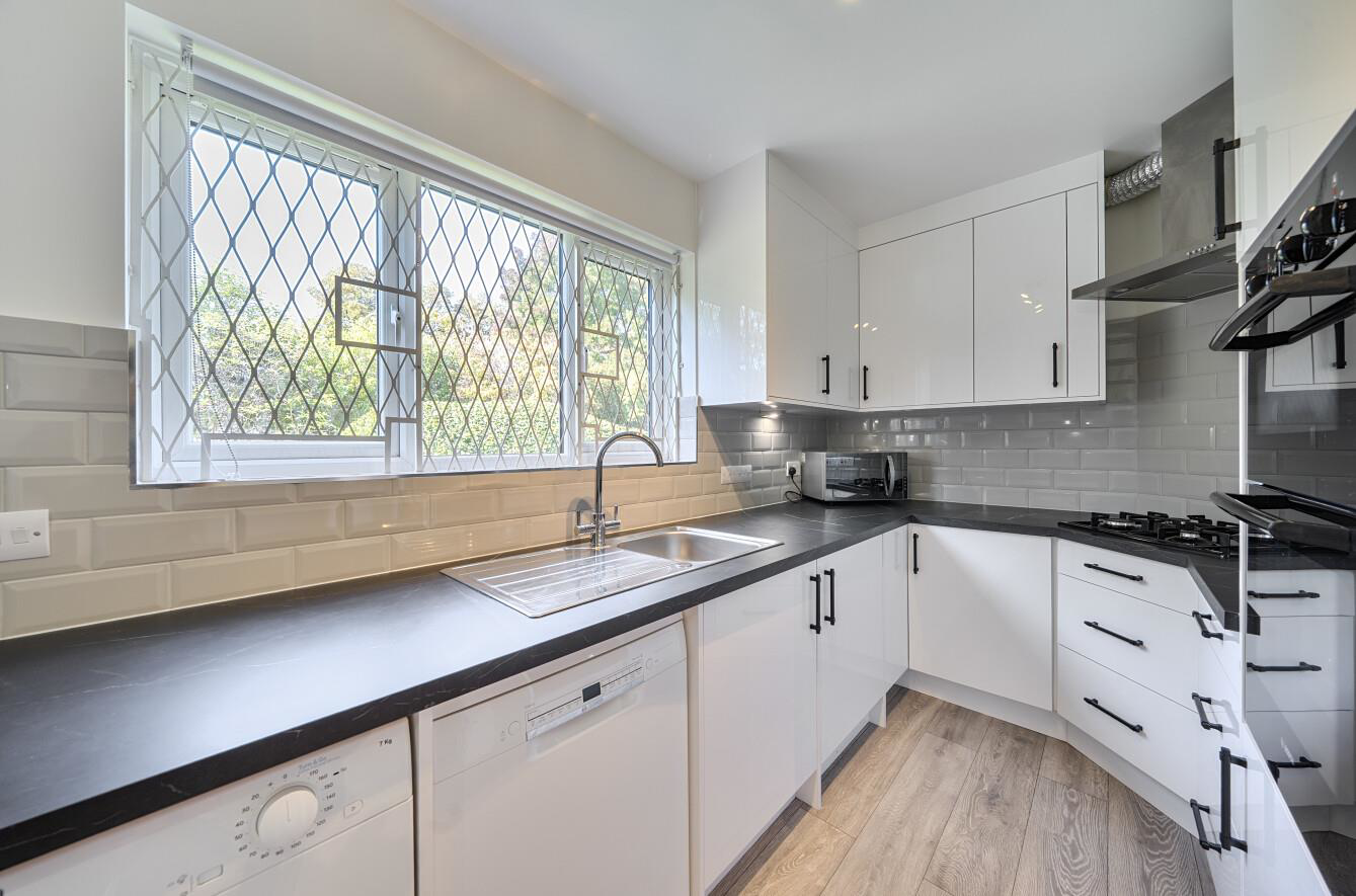 Orford Court, Stanmore, HA7, photo 5