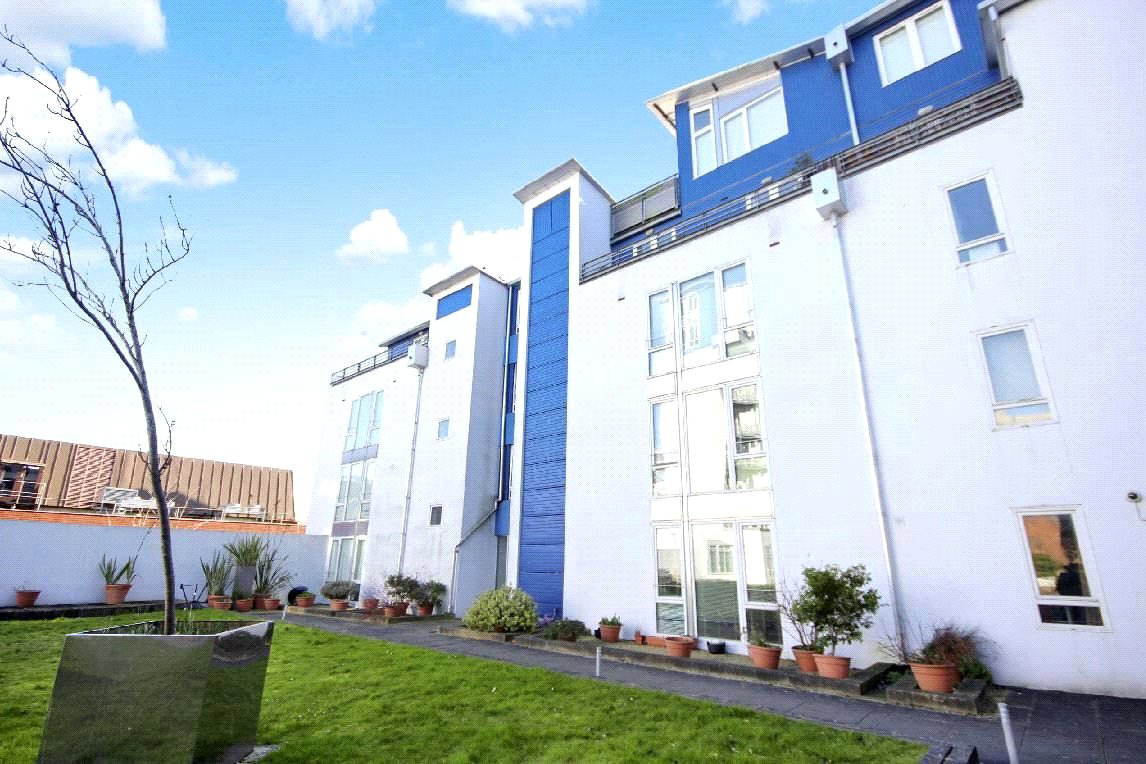 10 The Plaza, Sanford Street, Swindon, Wiltshire, SN1 1HE