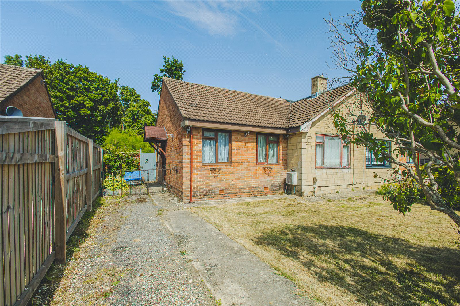 31 Deben Crescent, Greenmeadow, Swindon, SN25 3QB