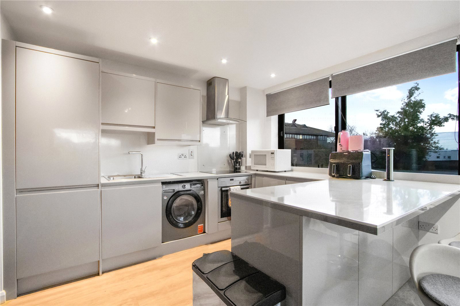 16 Avebury House, Bentham Close, Westlea, Swindon, SN5 7FS