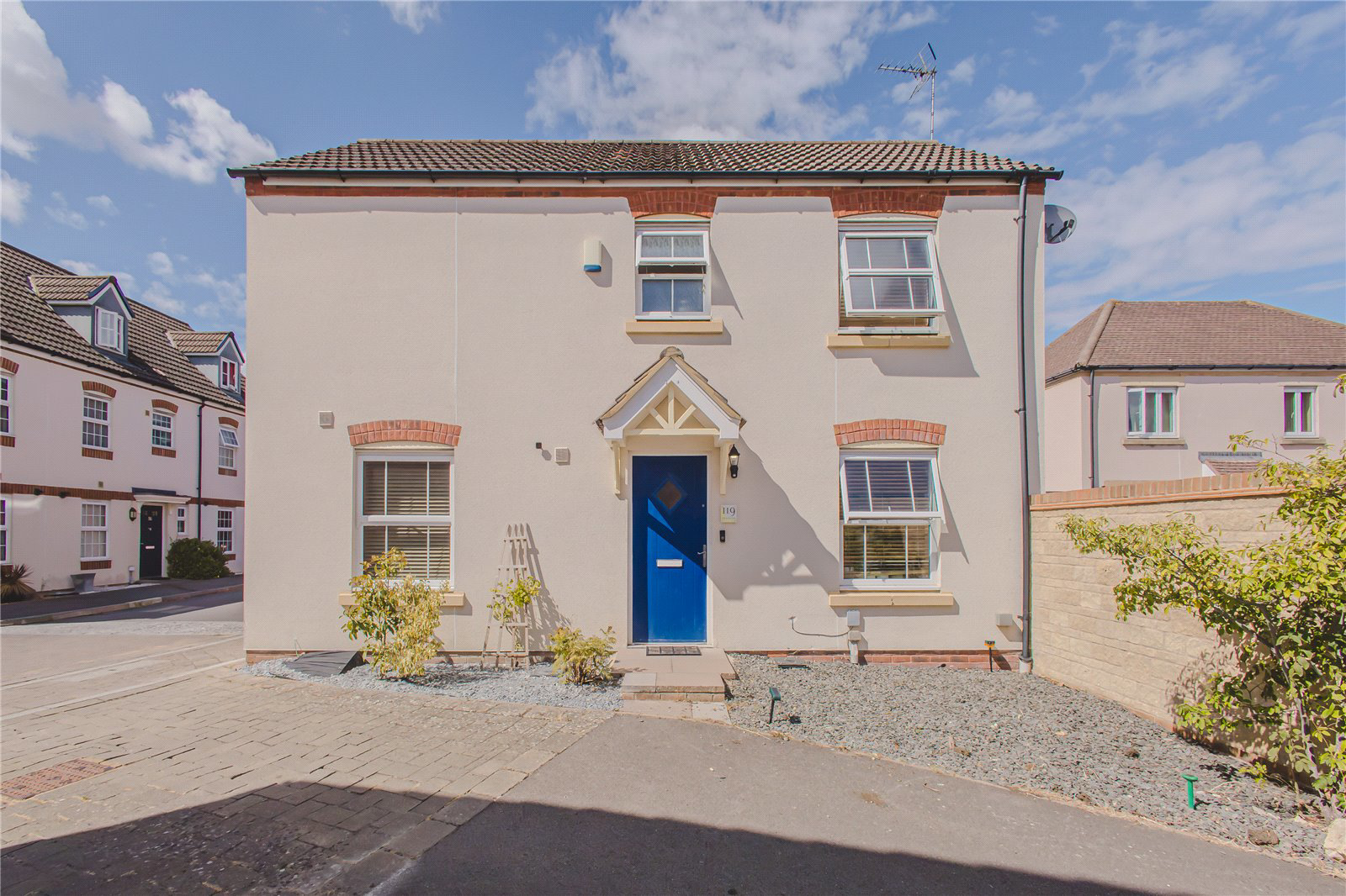 119 Prospero Way, Haydon End, Swindon, SN25 1BN