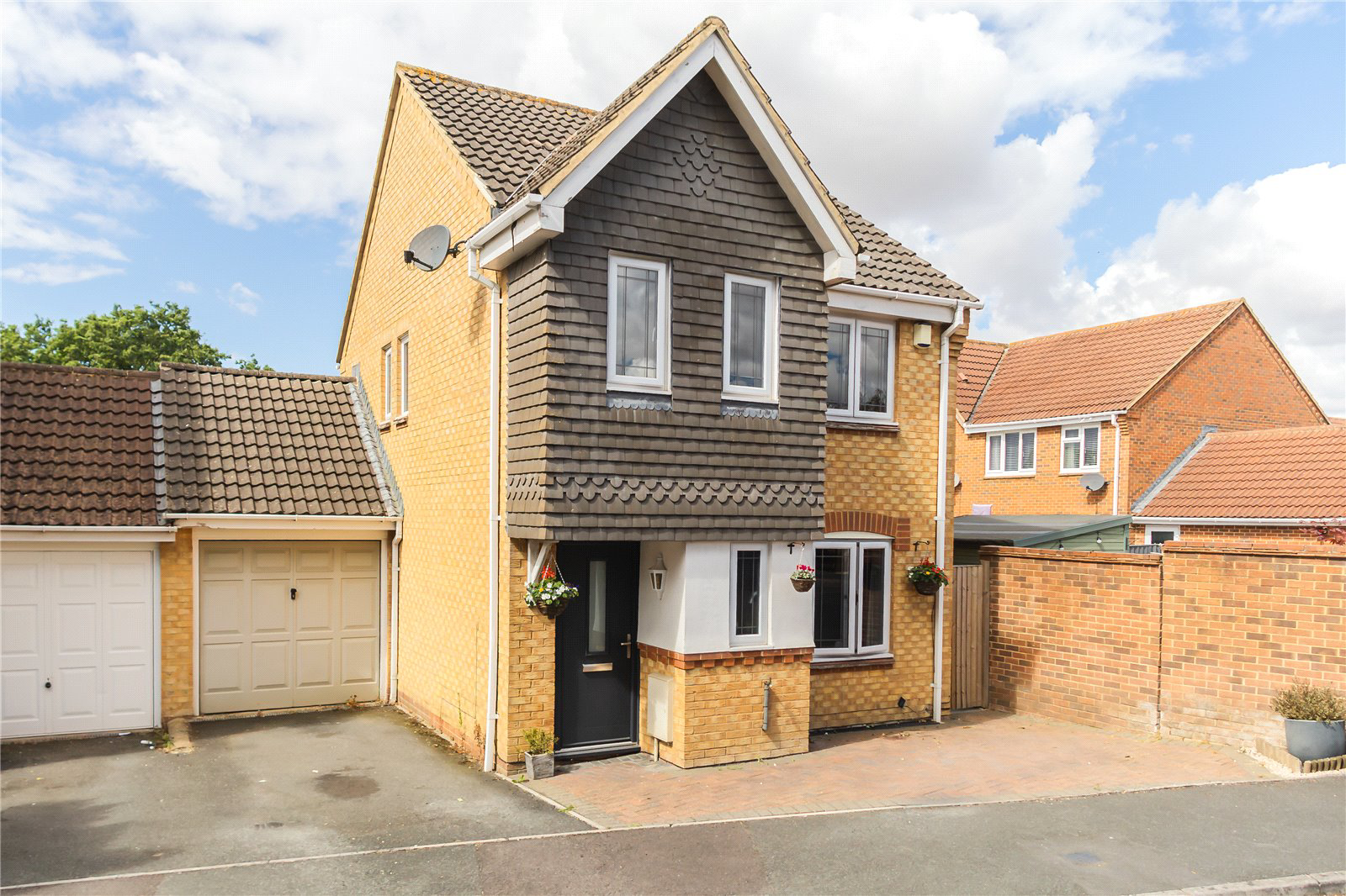 43 Darius Way, Abbey Meads, Swindon, Wiltshire, SN25 4XT