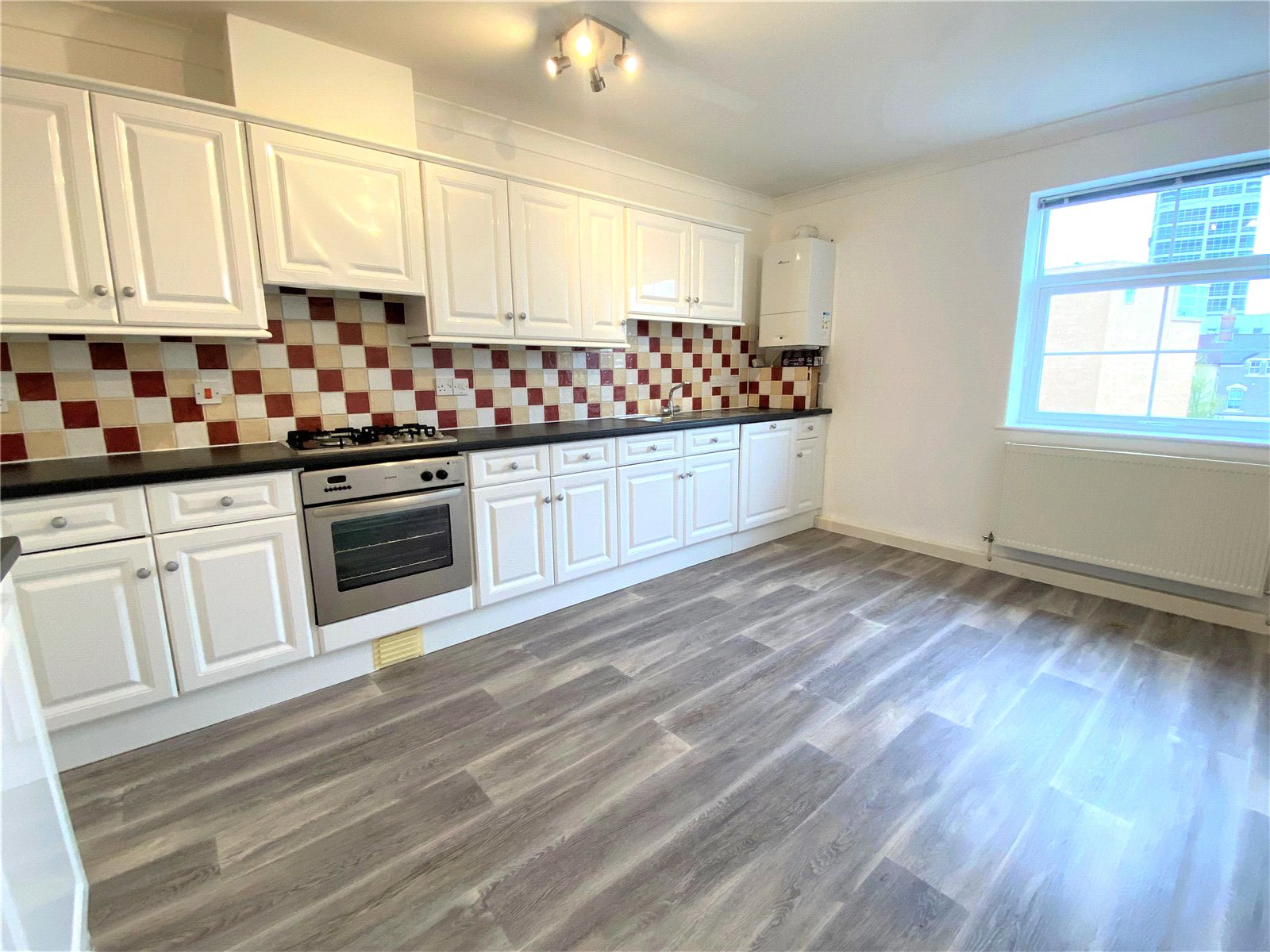 Holbrook Way, Swindon, Wiltshire, SN1, photo 2