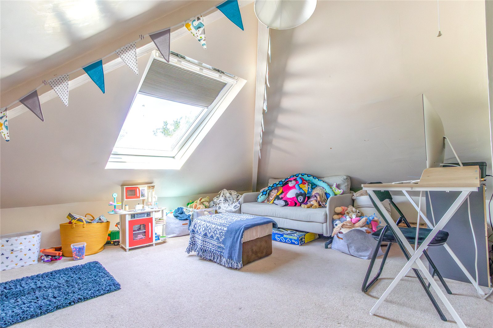 Cheney Manor Road, Swindon, SN2, photo 18