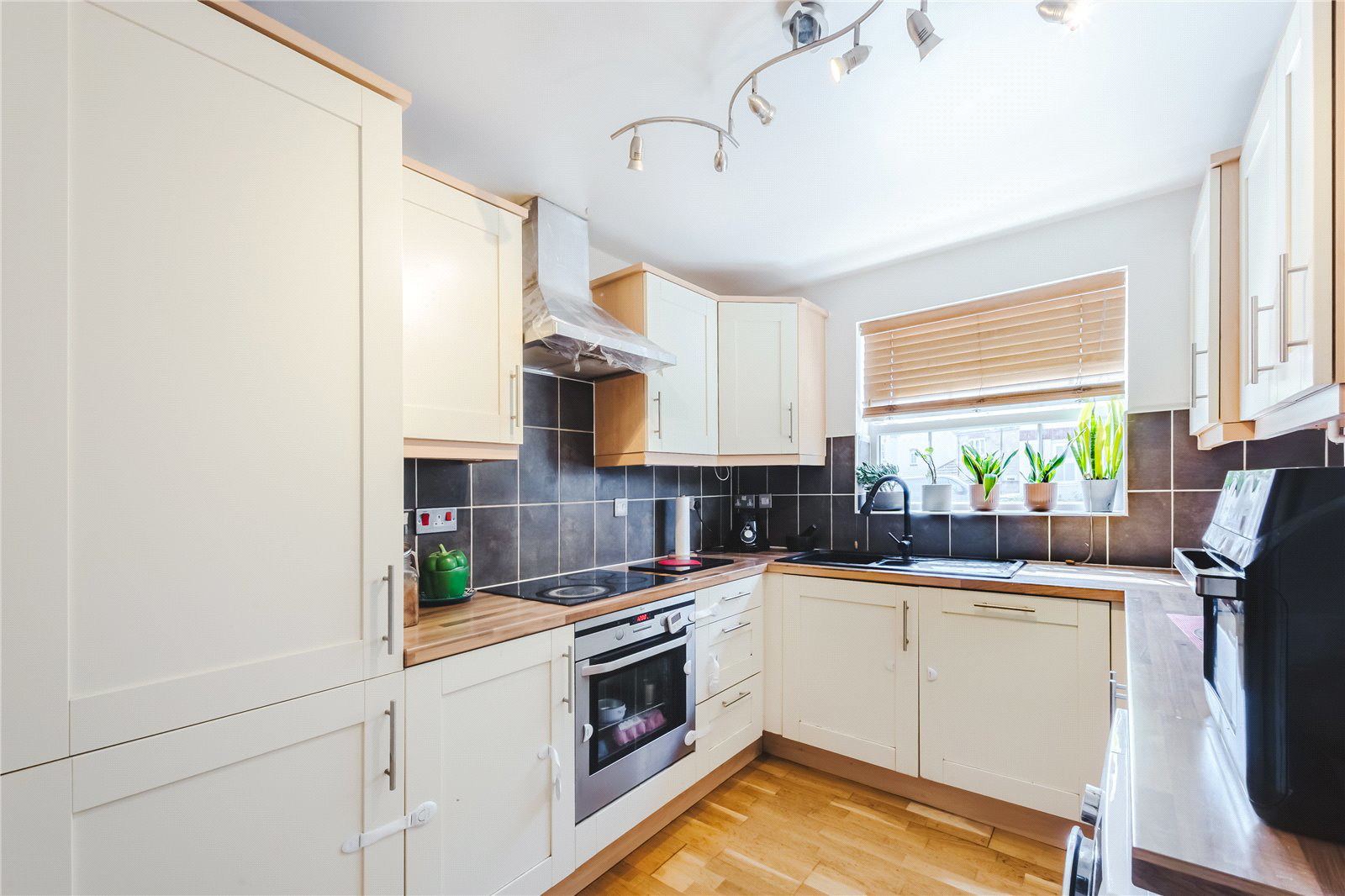 Prospero Way, Haydon End, Swindon, SN25, photo 3