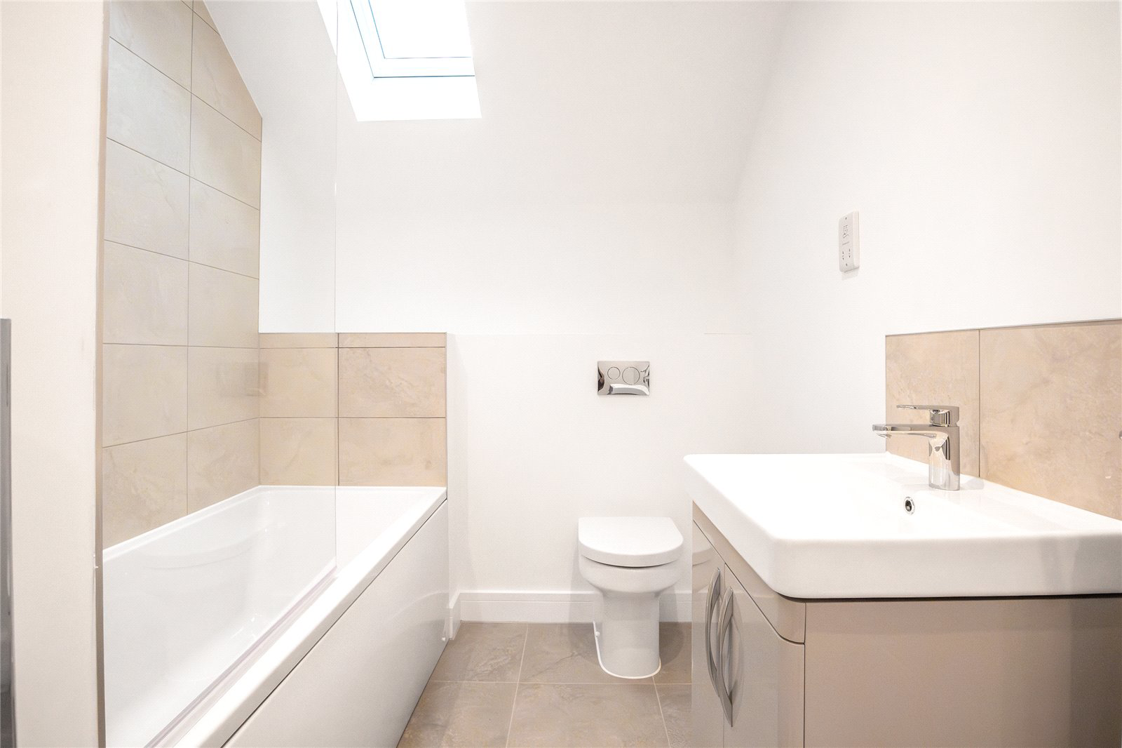 5 The Limes, Green Road, Stratton St Margaret, Swindon, SN2 7JE, photo 8