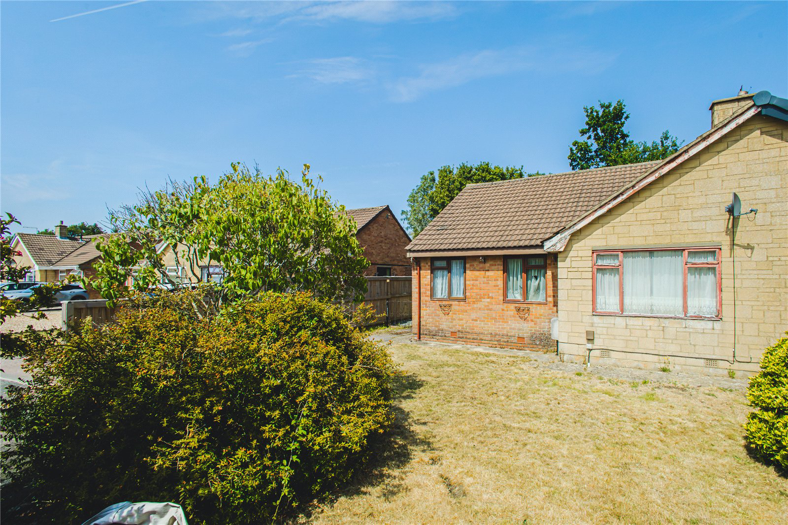 Deben Crescent, Greenmeadow, Swindon, SN25, photo 2