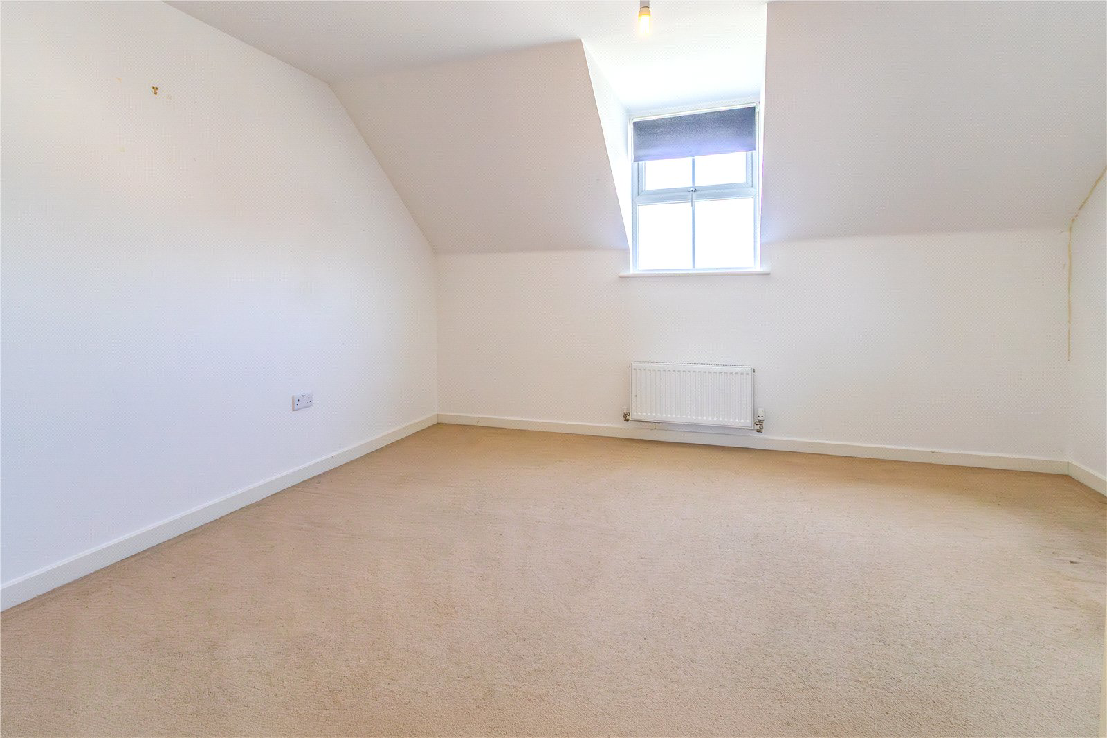 3 Cloatley Crescent, Royal Wootton Bassett, Wiltshire, SN4 7FH, photo 9