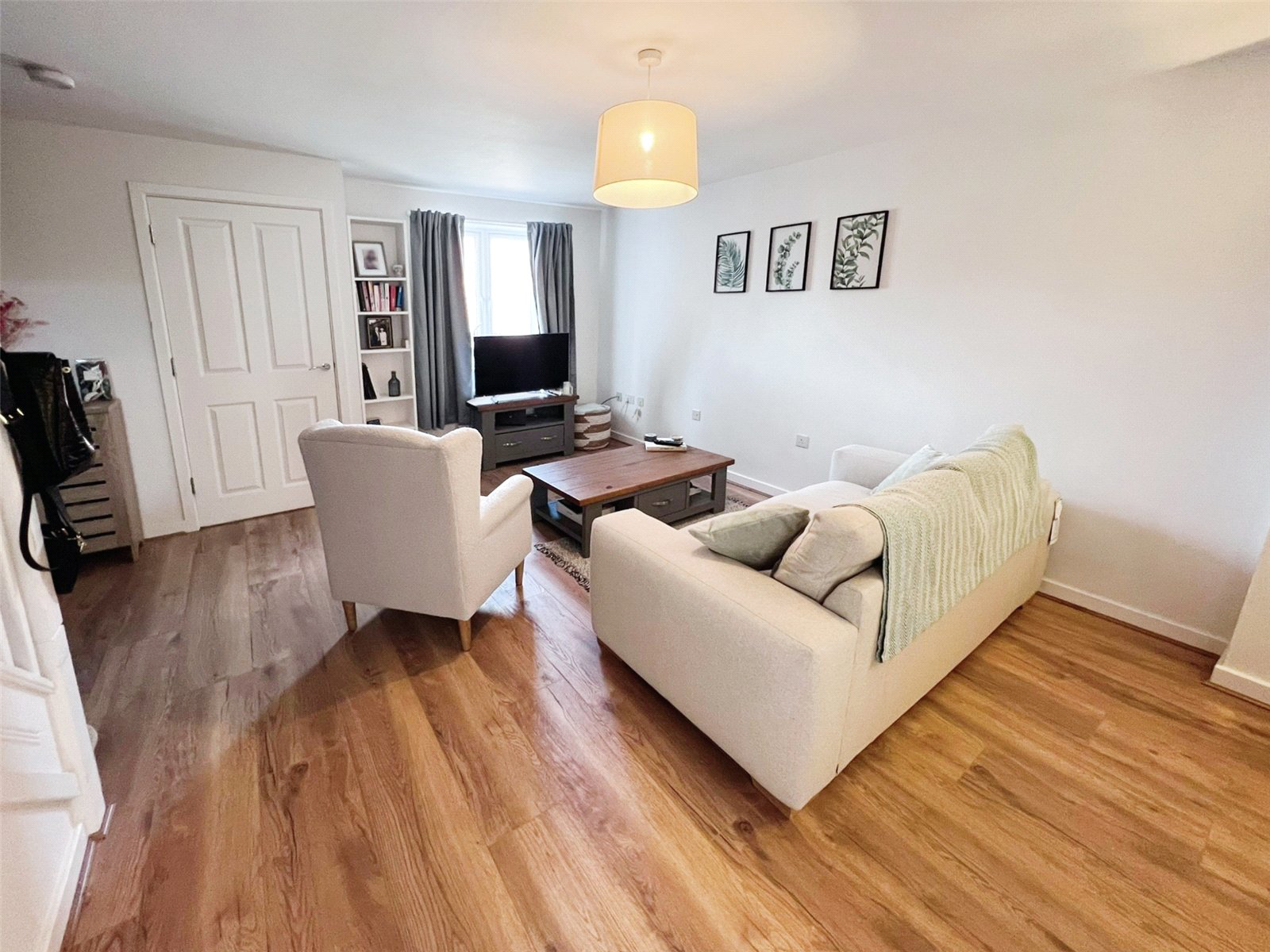 Beaufort Avenue, Royal Wootton Bassett, SN4, photo 2