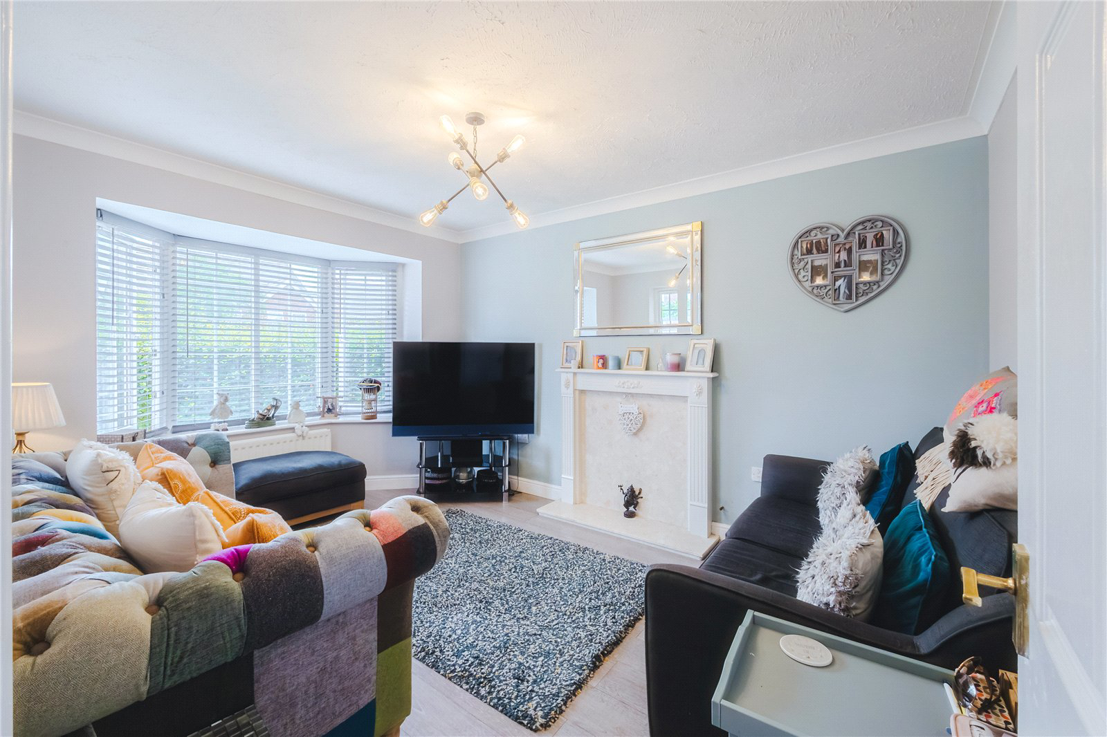 Warrener Close, Groundwell West, Swindon, Wiltshire, SN25, photo 3