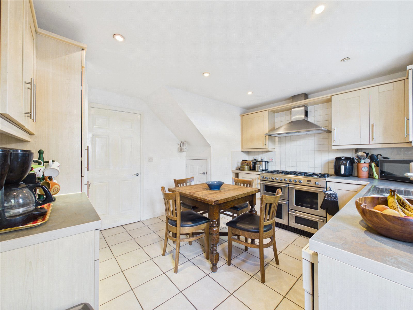 Redhouse Way, Redhouse, Swindon, Wiltshire, SN25, photo 3