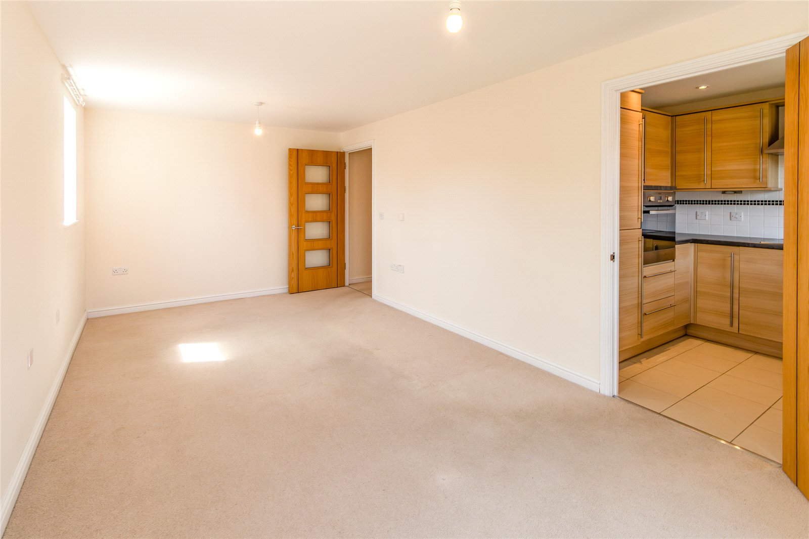 Blunsdon Court, Lady Lane, Swindon, Wiltshire, SN25, photo 11