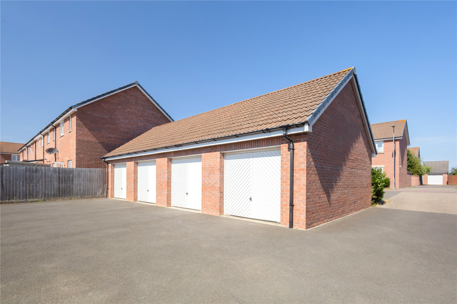 Holloway Close, St Andrews Ridge, Swindon, Wiltshire, SN25, photo 25