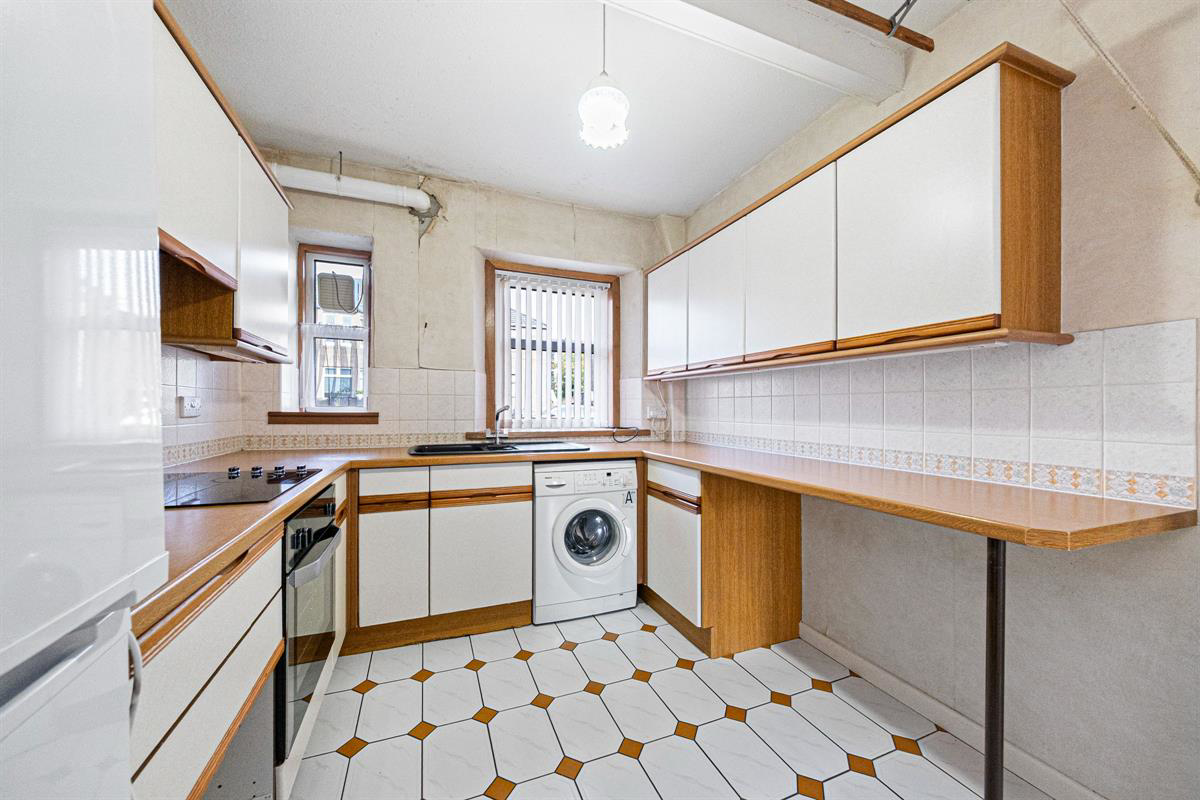 21 Ivanhoe Place, Dundee. DD4 6LQ, photo 4