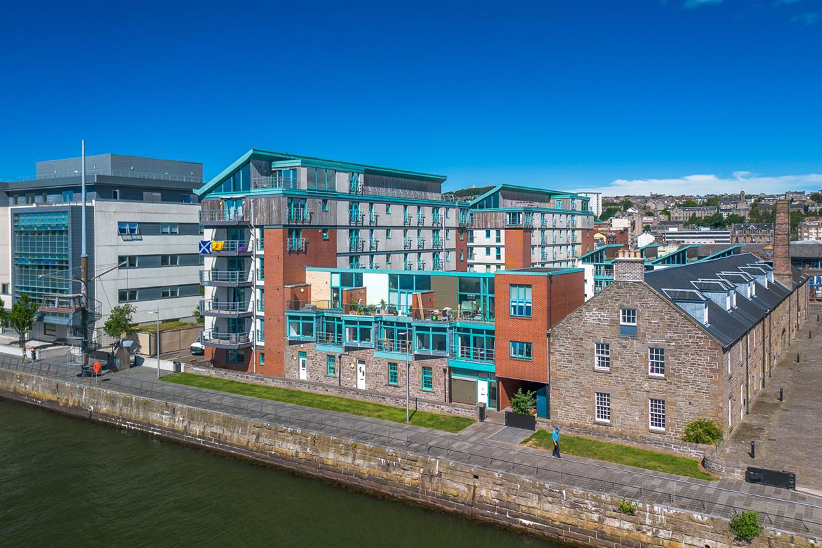 10 Marine Parade Walk, Dundee. DD1 3BJ