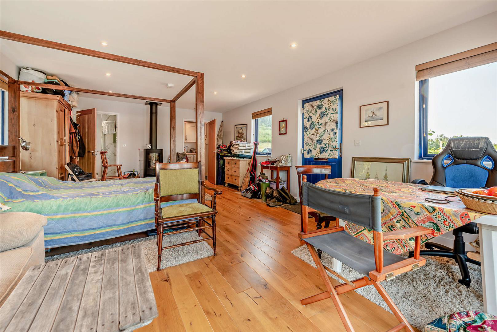 Boathouse Open plan living area