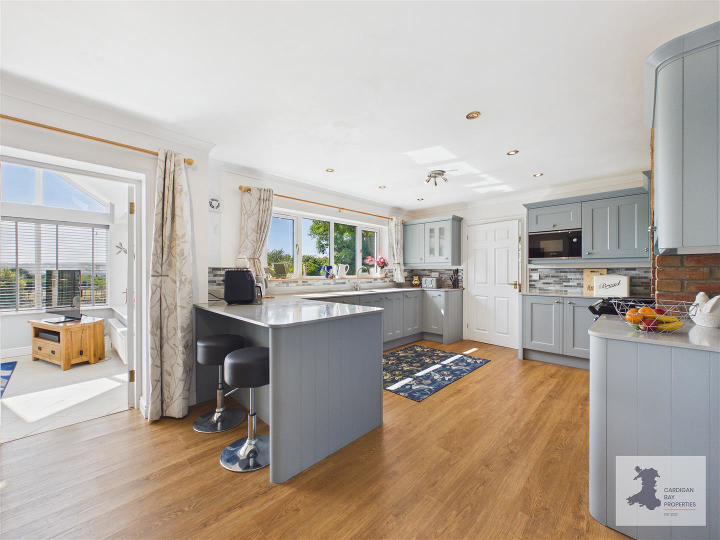 Caemorgan Road, Cardigan, photo 4