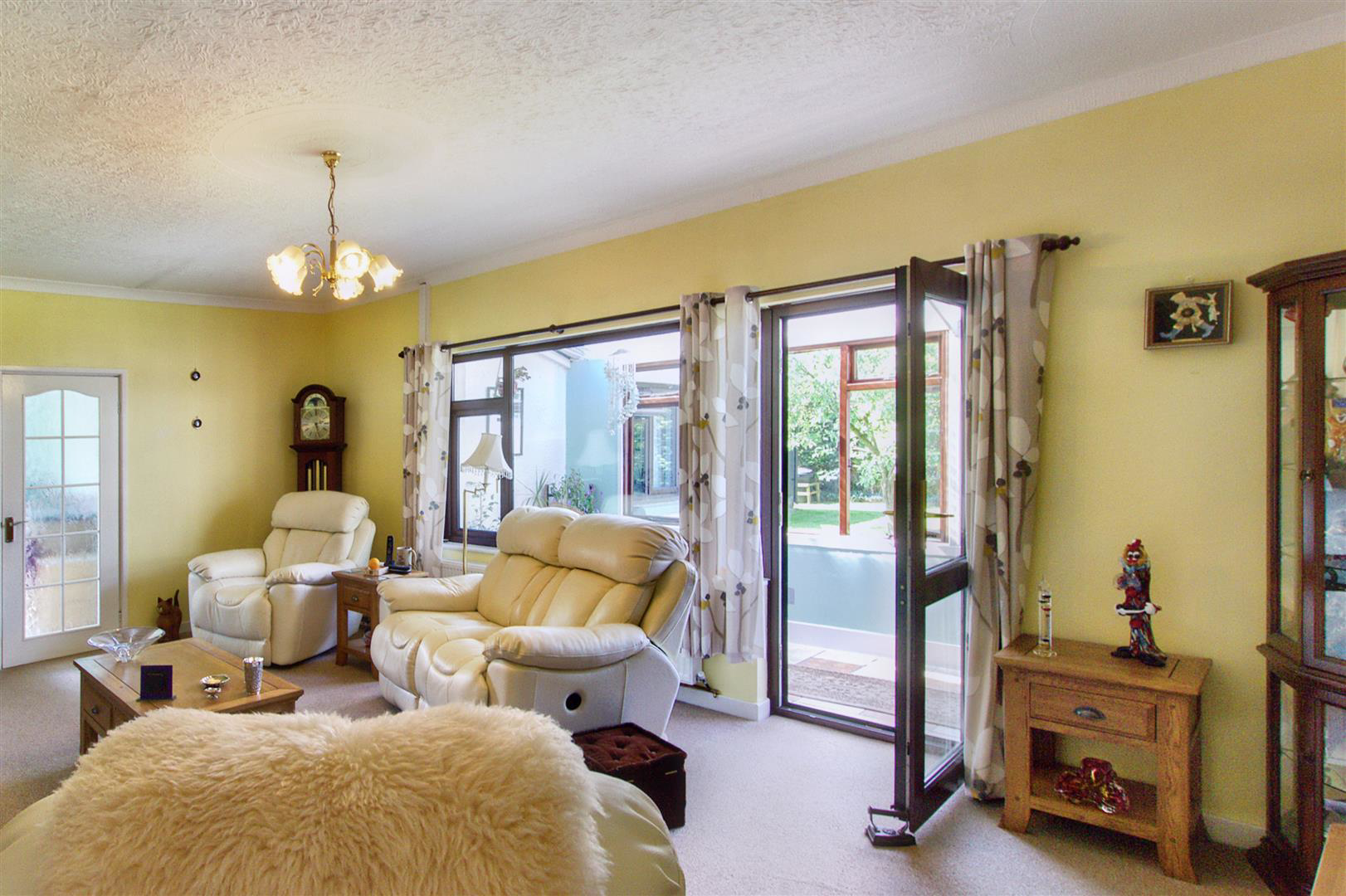 North Road, Lampeter, photo 9