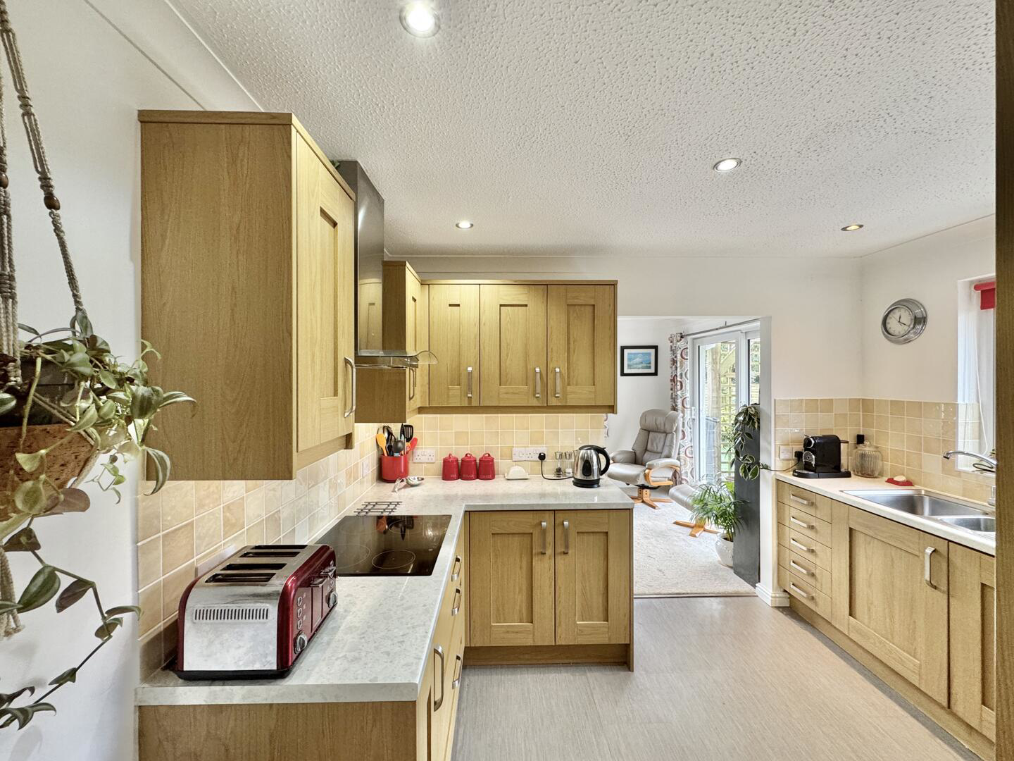 Fir Grove, Carnon Downs, Truro, photo 5