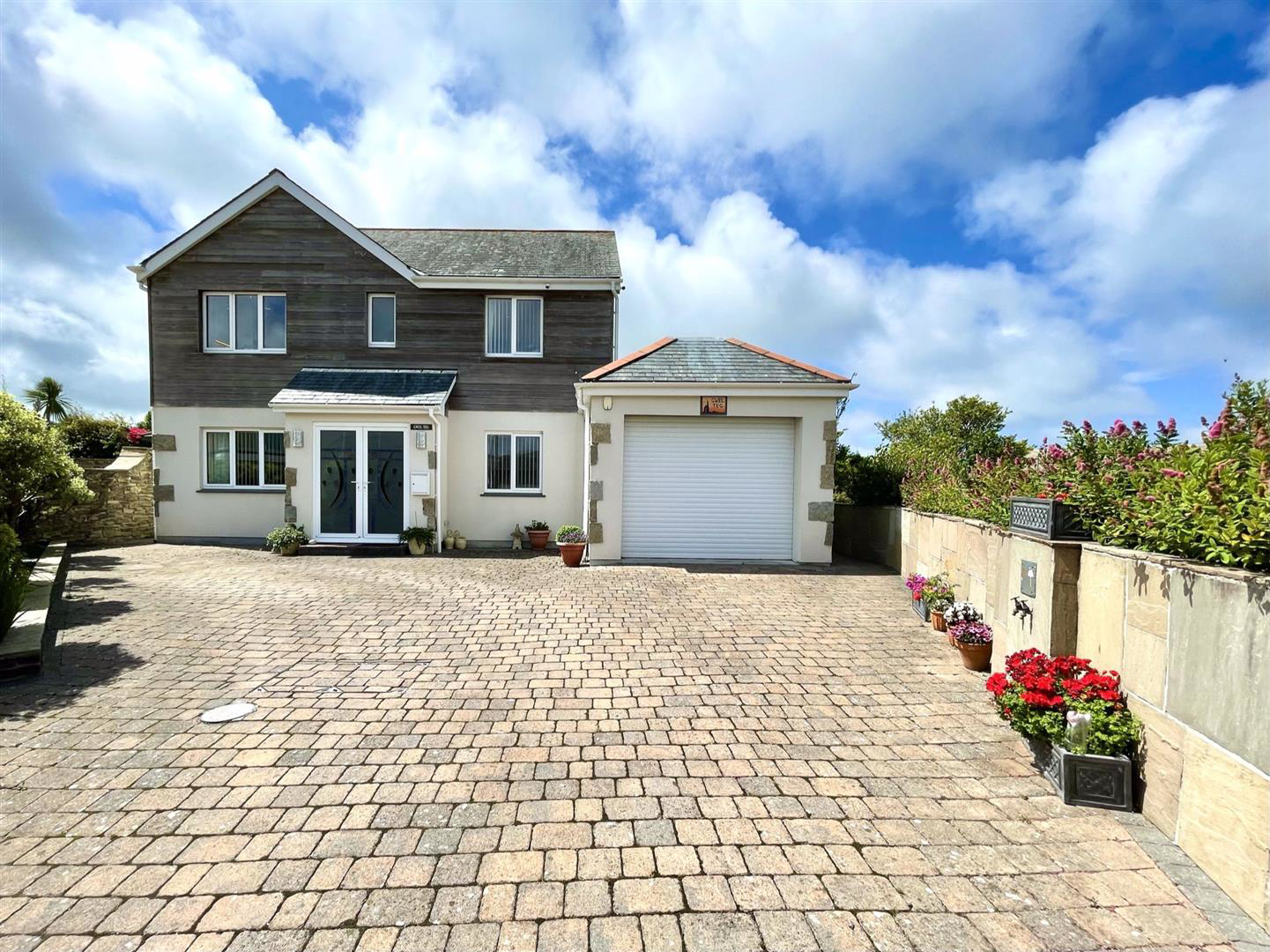 Lanner - Between Truro, Falmouth and Redruth, photo 2