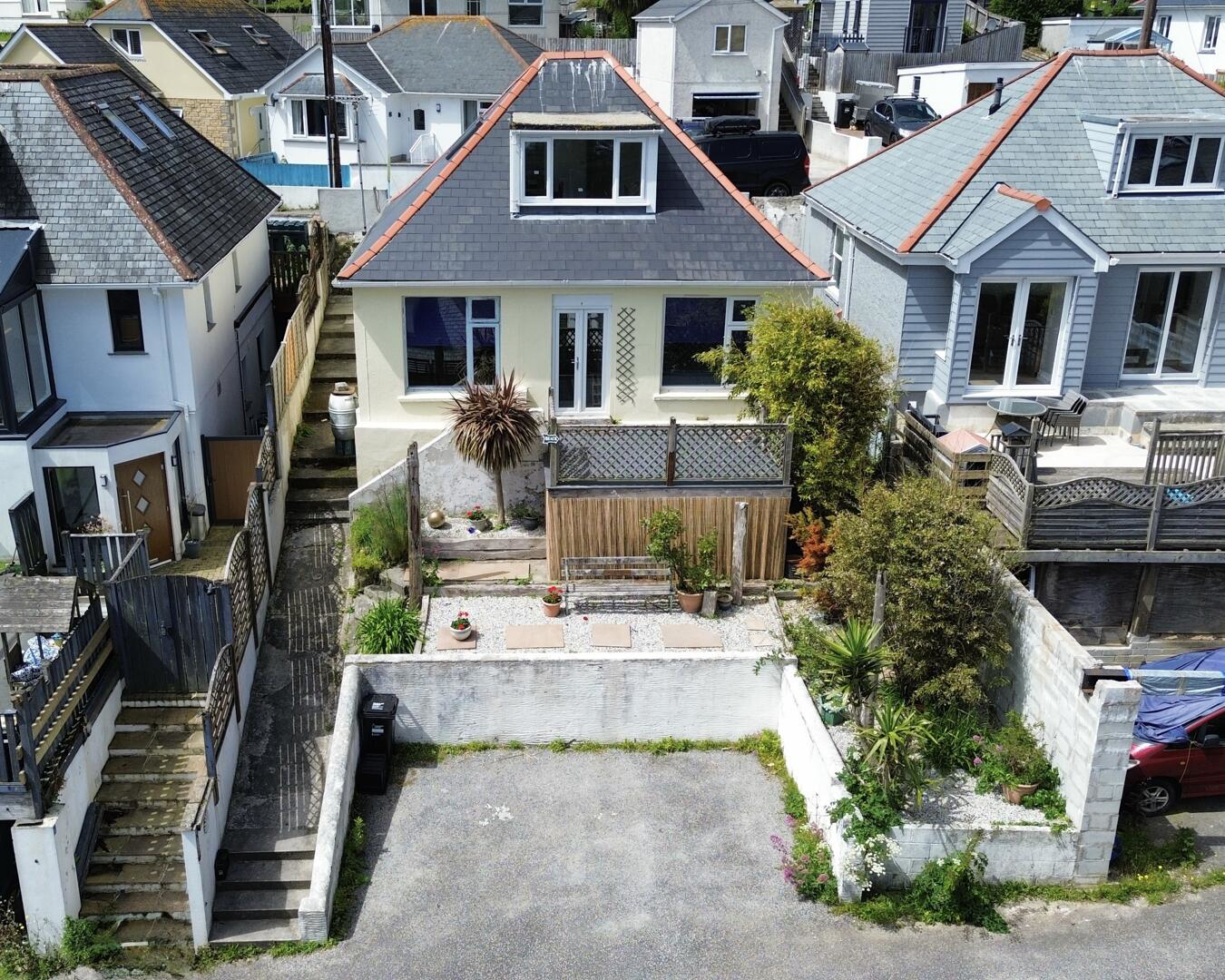 Upper Hillcrest, Perranporth