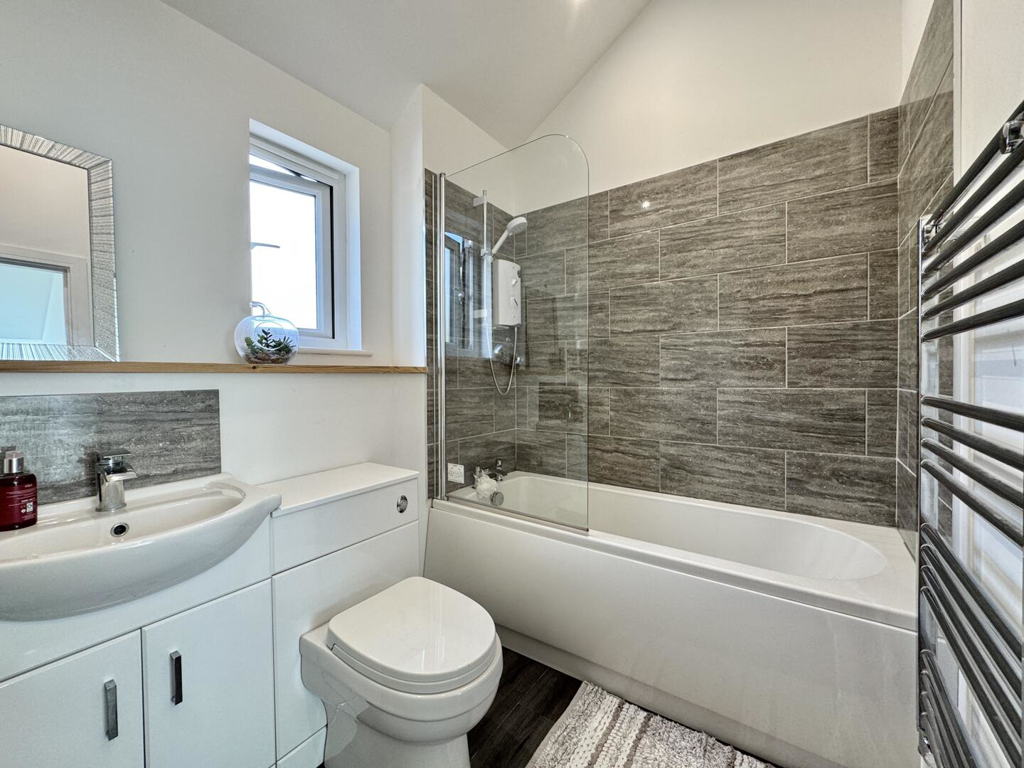 Lower Hugus Road, Threemilestone, photo 22